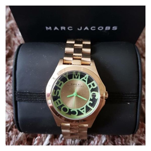 Marc Jacobs Henry Gold Dial Gold Steel Strap Watch for Women - MBM3295